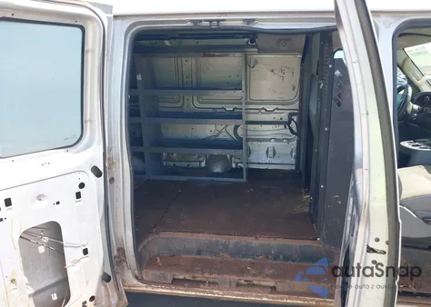 2004 Ford E-150 Commercial/Recreational из США, поврежденный, VIN 1FTRE14W24HB54651